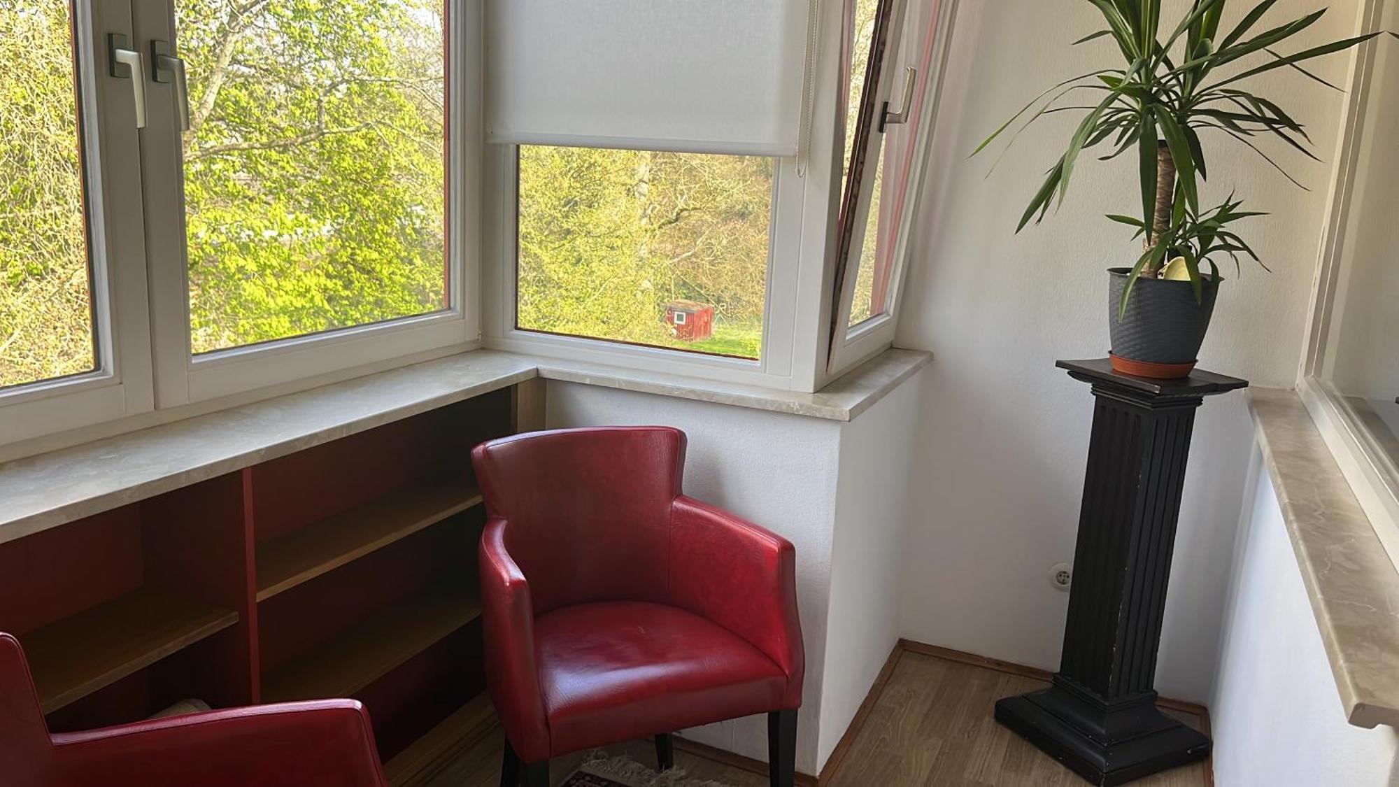 Gemuetliche, Ganze Wohnung In Ruhiger, Zentraler Lage レバークーゼン エクステリア 写真